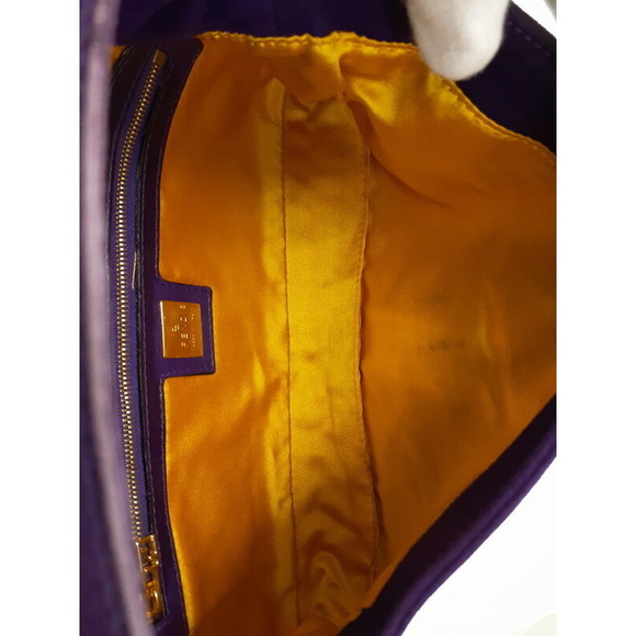 Fendi Mamma Bucket Handbag - Picture 3 of 8